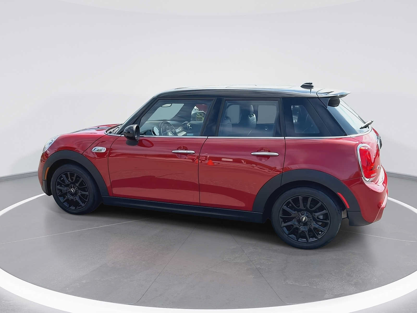 Used 2018 MINI Cooper S FWD image 6
