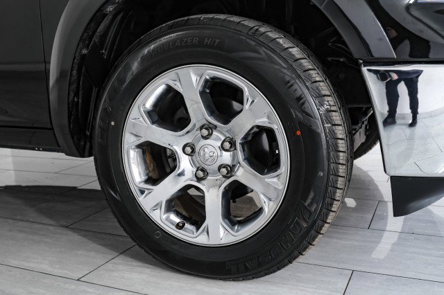 Used 2018 RAM 1500 Laramie image 50