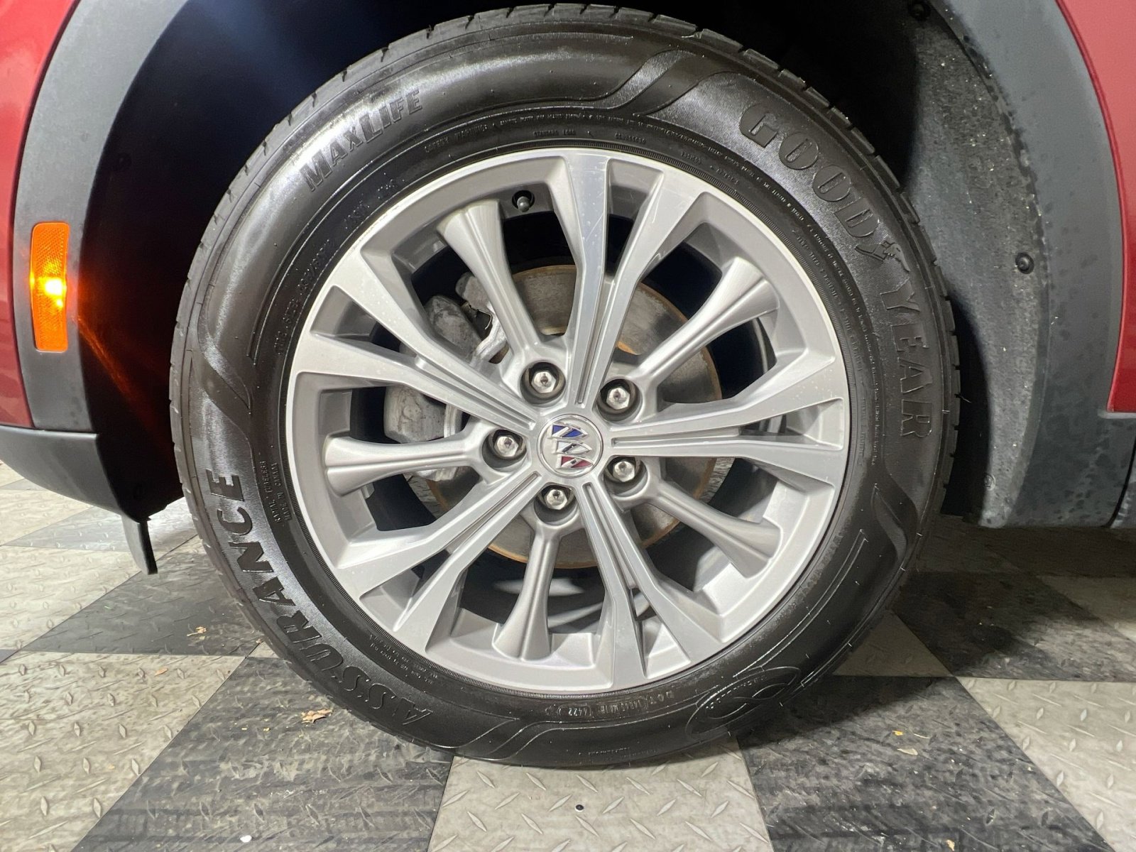 Used 2023 Buick Envision Preferred image 17