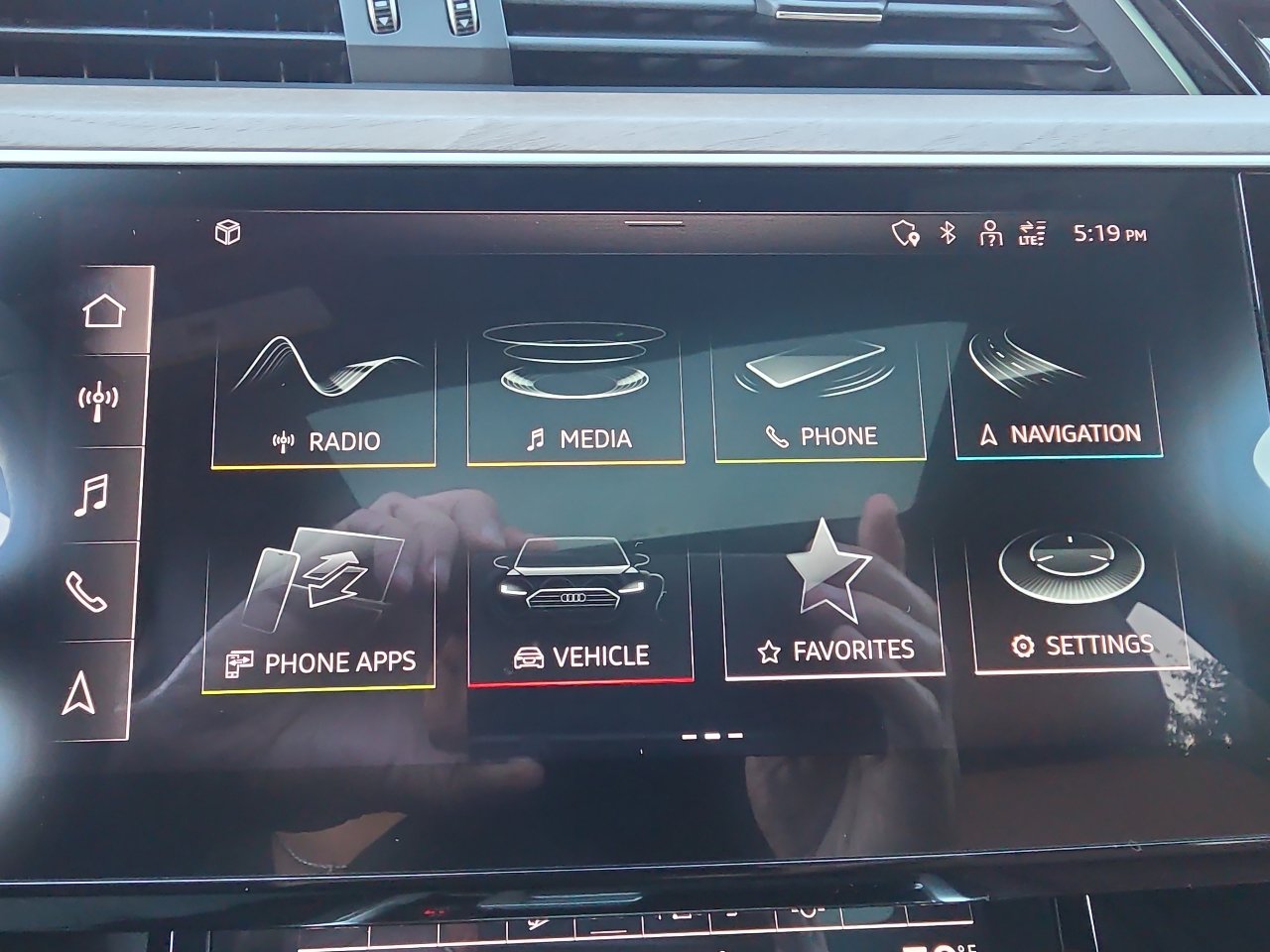 Used 2024 Audi Q8 e-tron Premium Plus w/ Premium Plus Package image 75