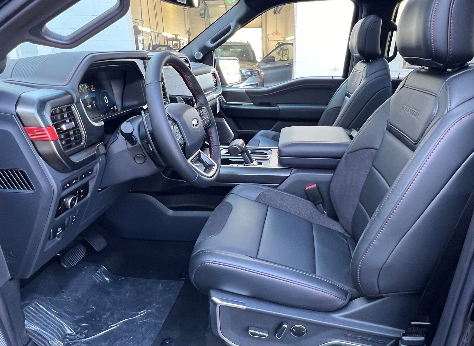 Used 2024 Ford F150 Raptor image 12