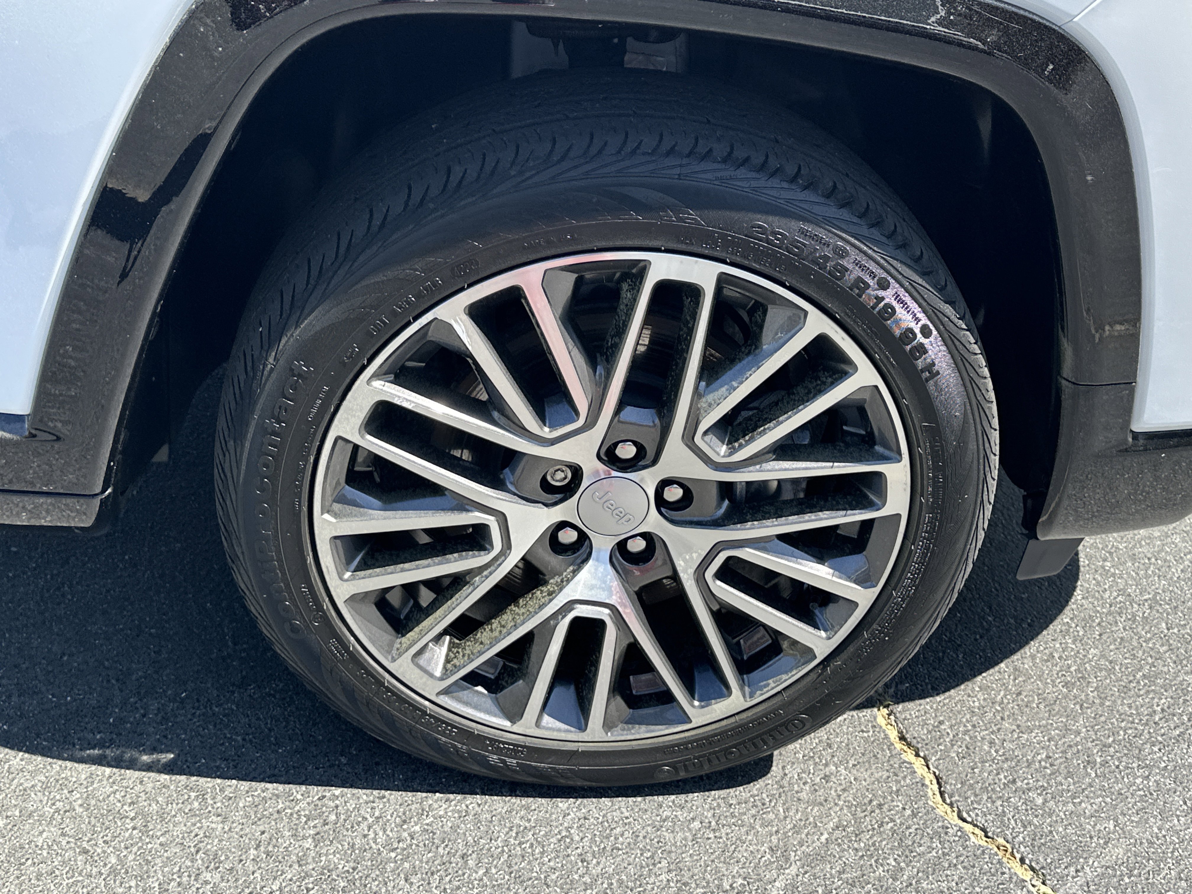 Used 2023 Jeep Compass Limited w/ Elite Group image 16