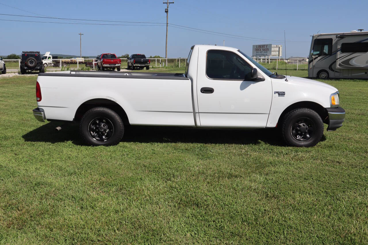 Used 2004 Ford F150 XL image 11