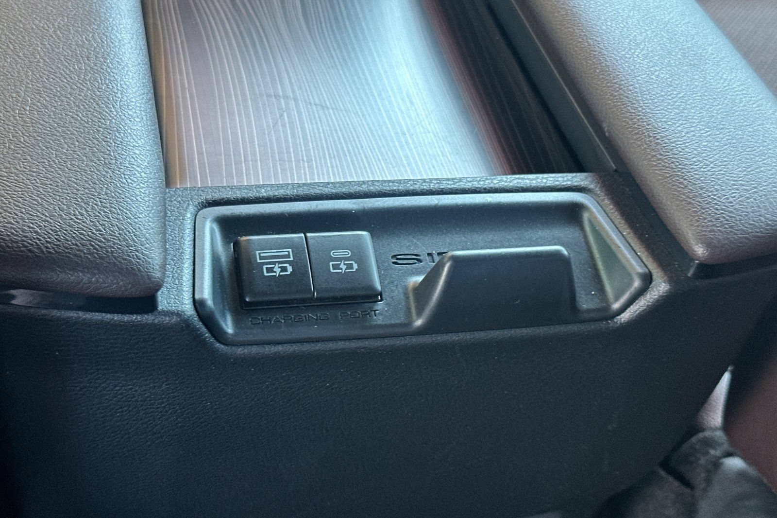 Certified 2023 Toyota Sienna Platinum FWD image 16