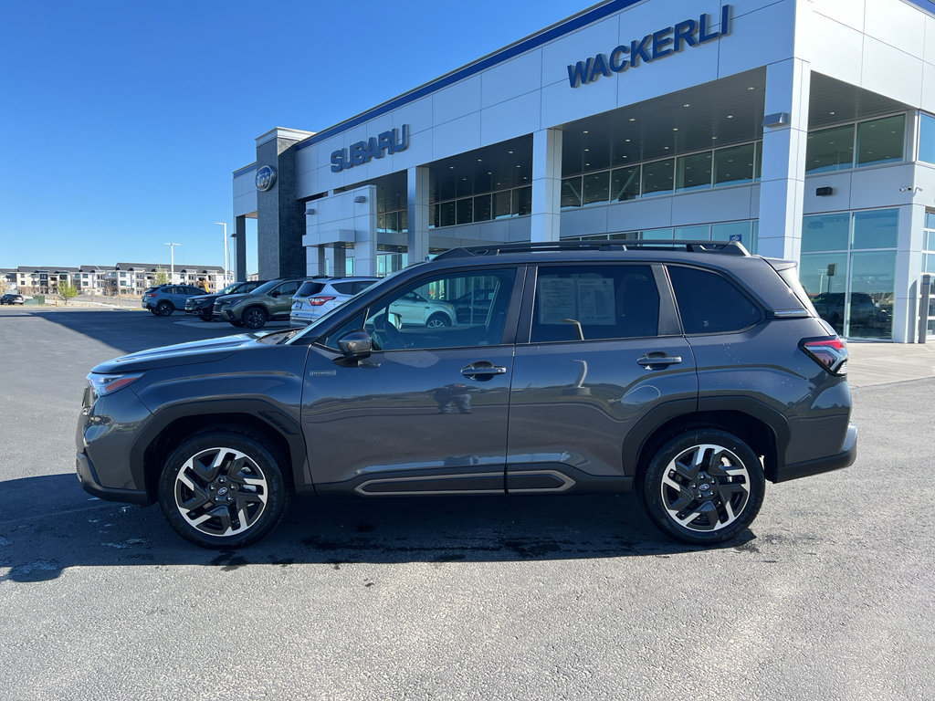 Used 2025 Subaru Forester Limited AWD/4WD image 37