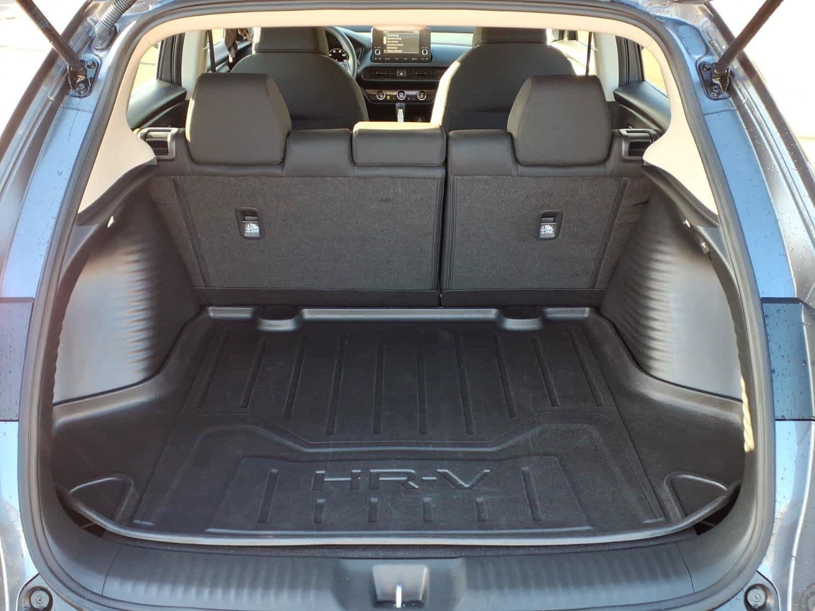 Used 2024 Honda HR-V LX image 6