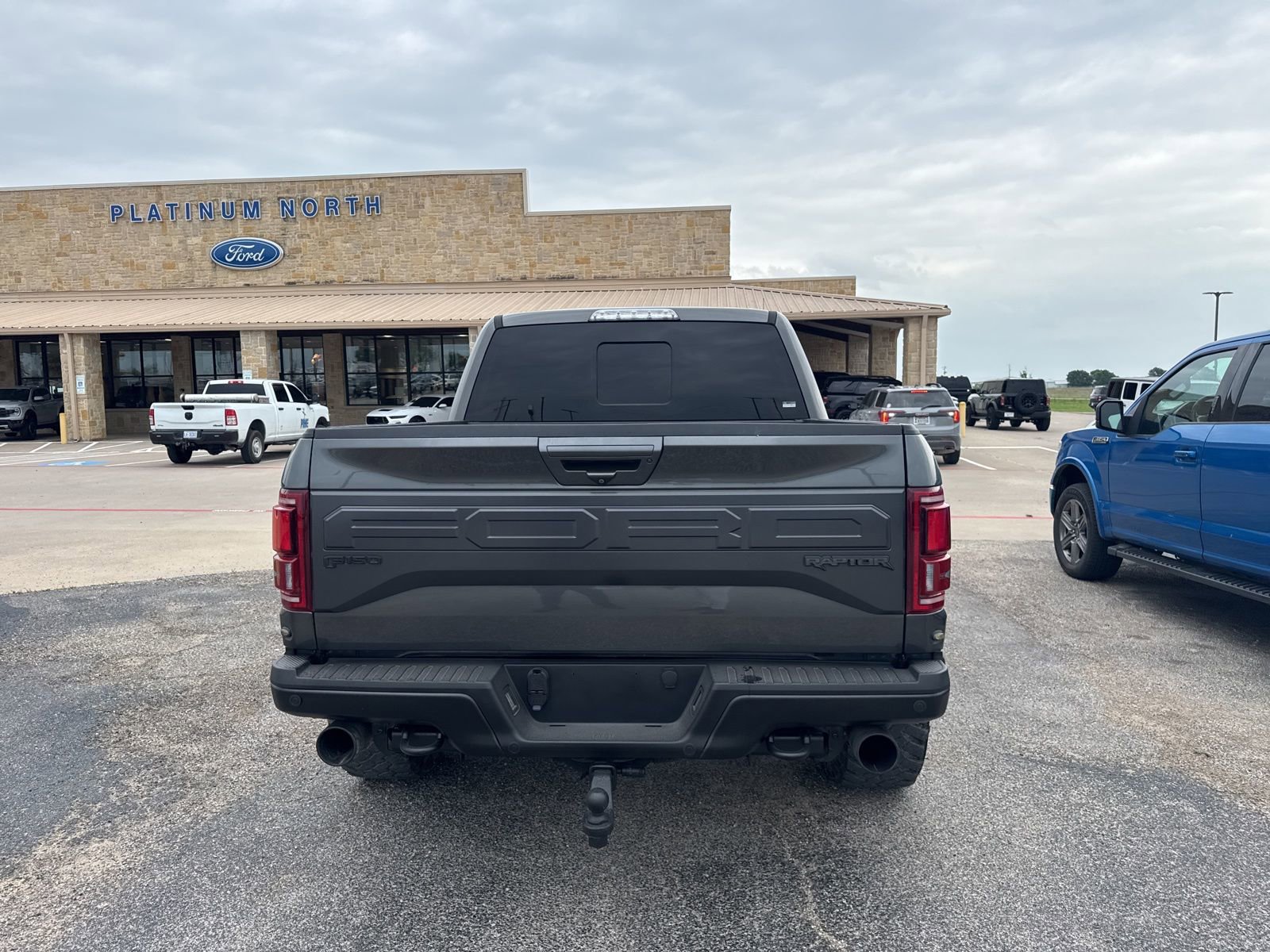 Used 2018 Ford F150 Raptor w/ Equipment Group 802A Luxury AWD/4WD image 5