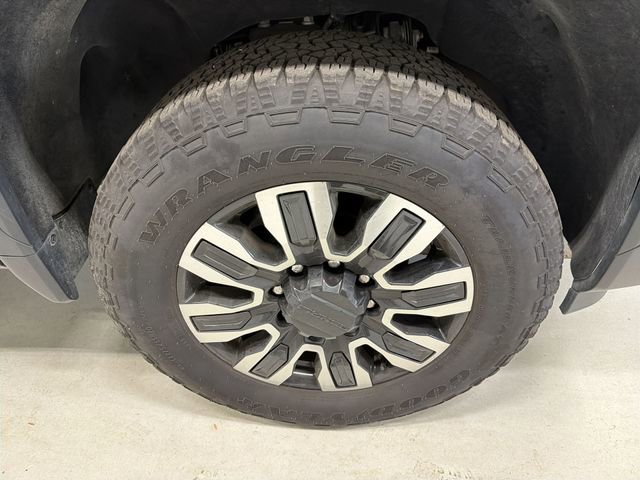 Used 2024 GMC Sierra 3500 Denali Ultimate image 14