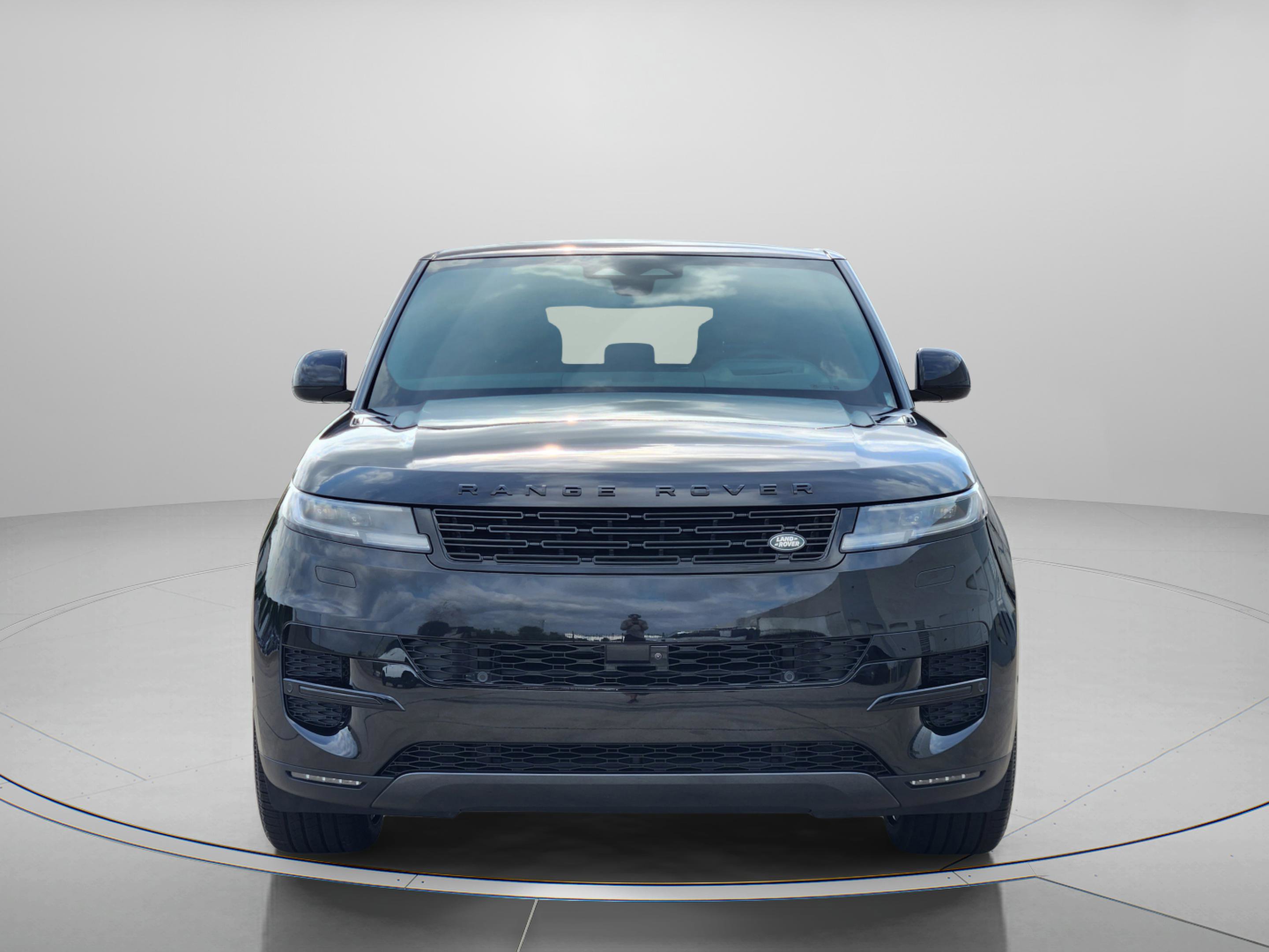New 2026 Land Rover Range Rover Sport SE AWD/4WD image 6
