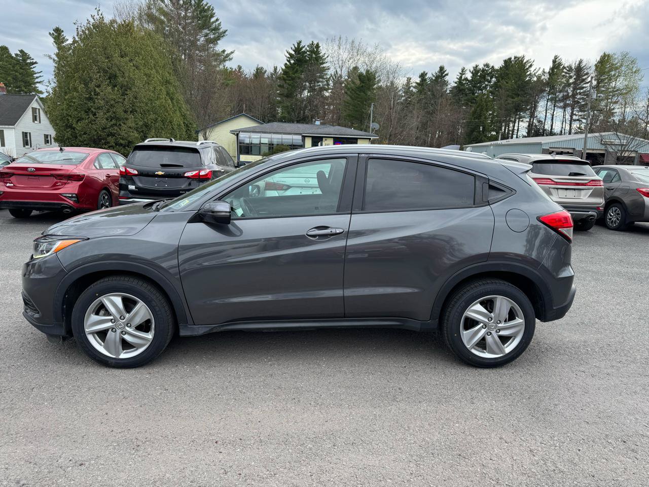 Used 2020 Honda HR-V EX image 2