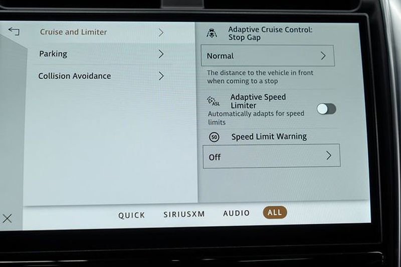 Used 2023 Land Rover Discovery S R-Dynamic image 35