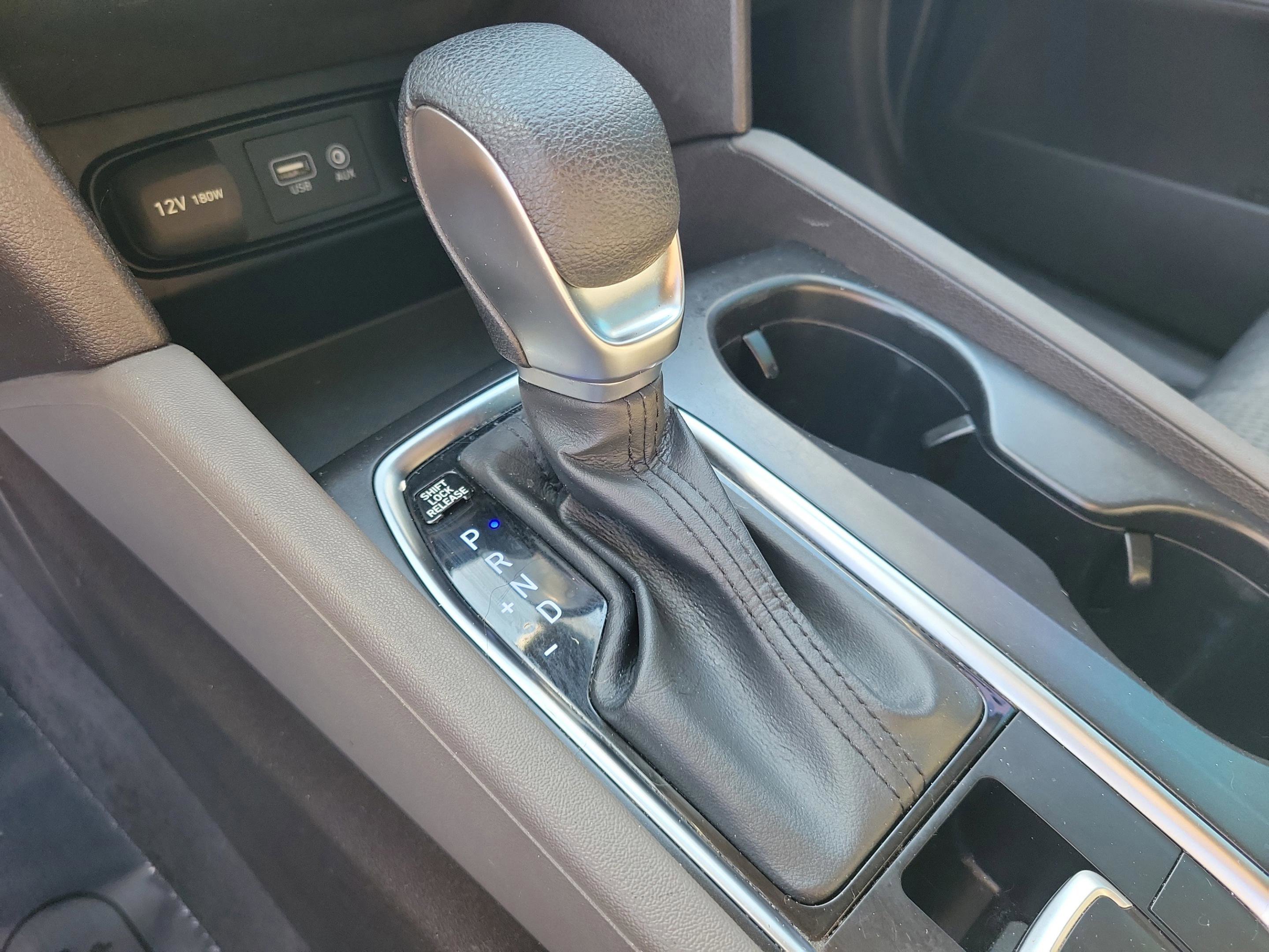 Used 2019 Hyundai Santa Fe SE image 31