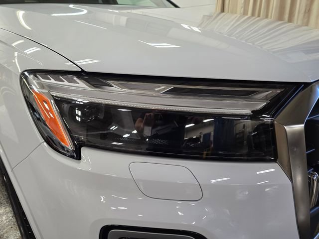 Certified 2025 Audi Q7 3.0T Premium w/ Convenience Package image 6