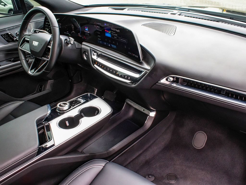 Used 2024 Cadillac Lyriq Tech w/ Driver Assist Package AWD/4WD image 42