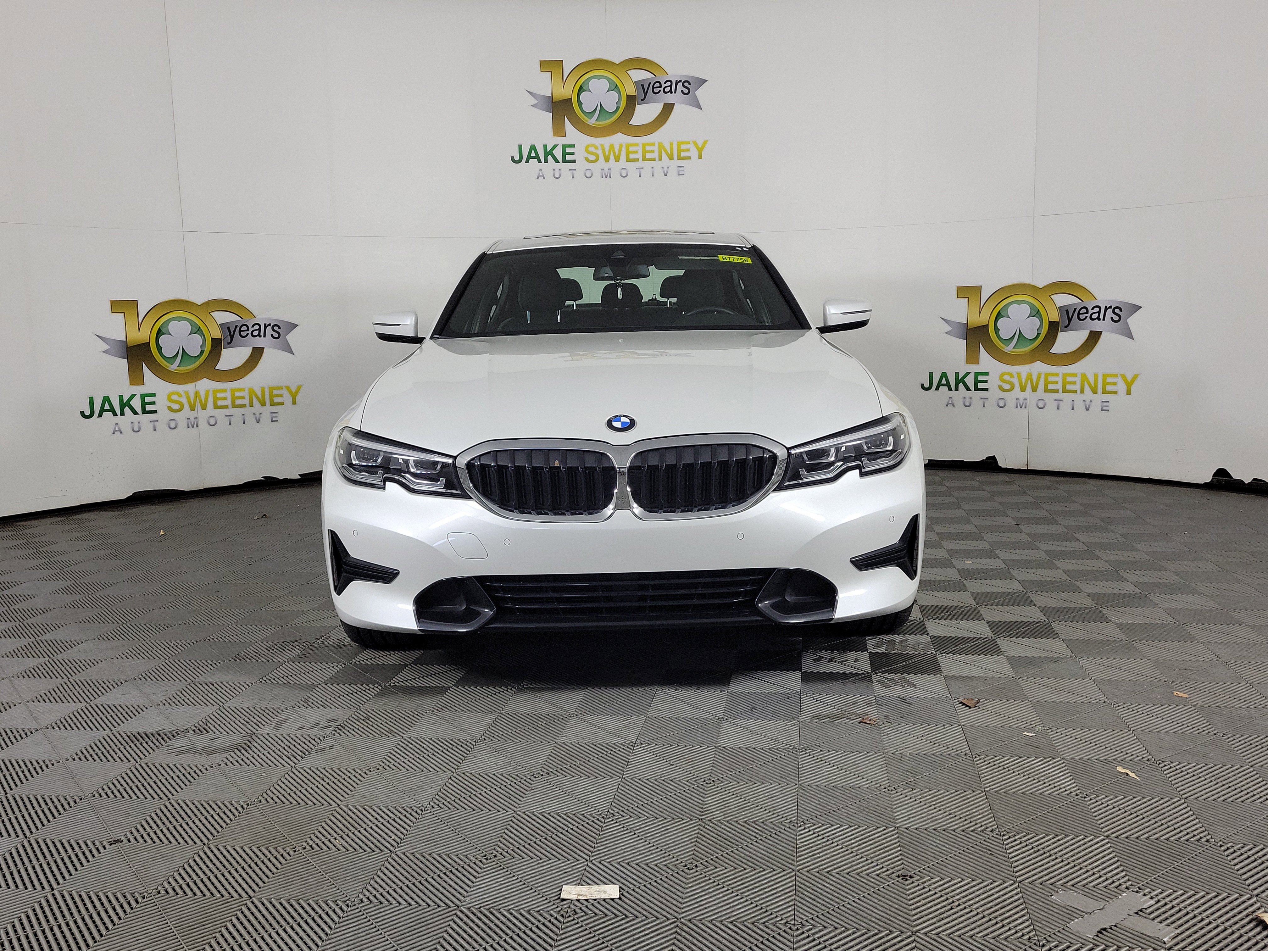 Used 2019 BMW 330i xDrive Sedan w/ Convenience Package image 2
