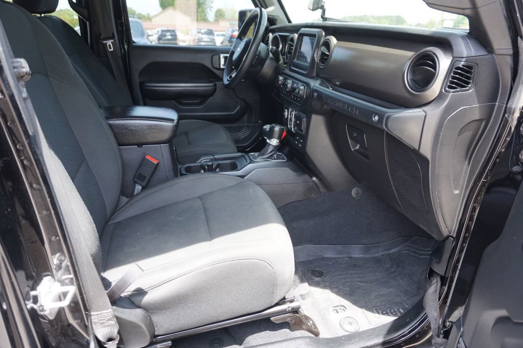 Used 2018 Jeep Wrangler Unlimited Sport S image 33