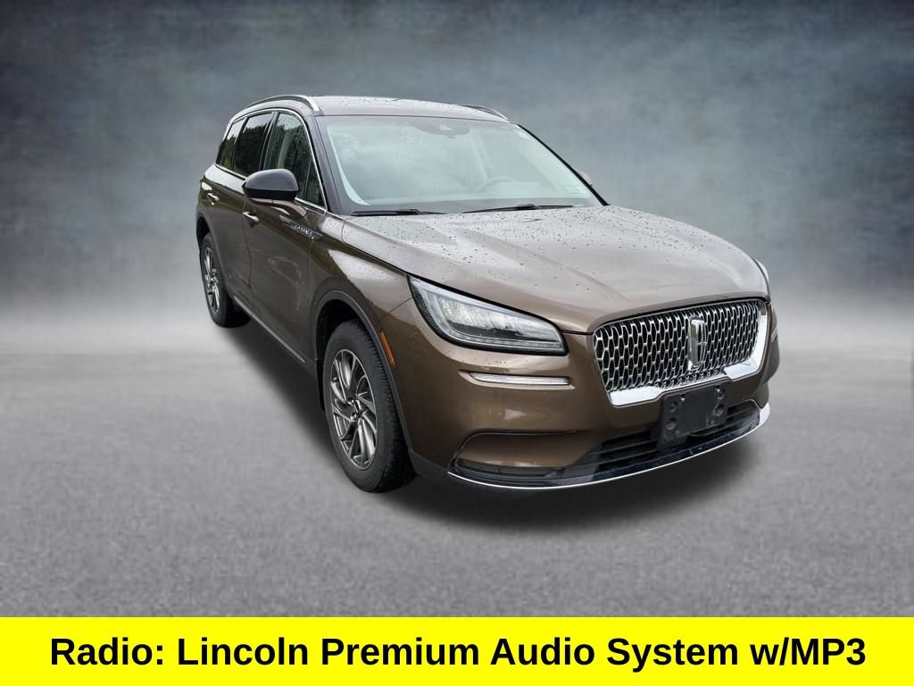 Used 2022 Lincoln Corsair AWD w/ Equipment Group 101A image 8