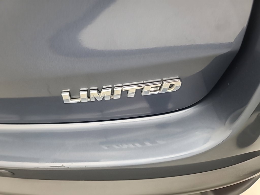 Used 2014 Toyota Highlander Limited FWD image 11