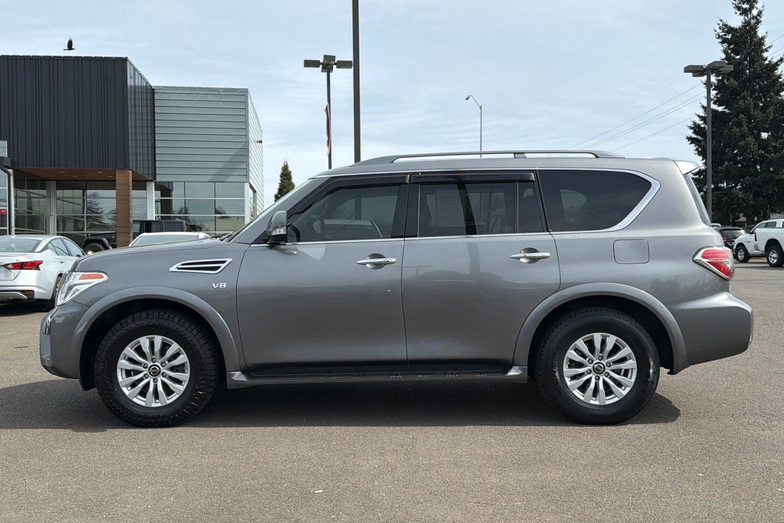 Used 2020 Nissan Armada SV w/ Driver Package AWD/4WD image 8