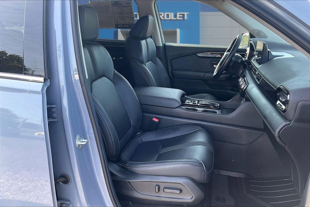 Used 2025 Honda Pilot Touring image 30