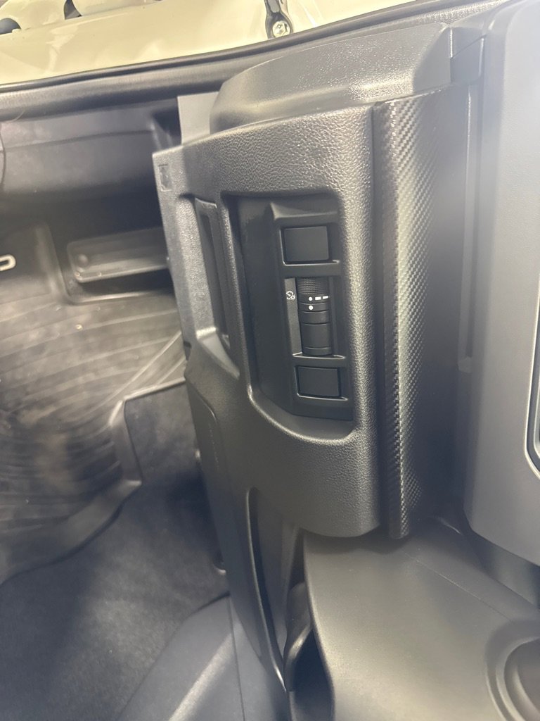 Used 2024 Subaru Crosstrek 2.0i Premium image 16