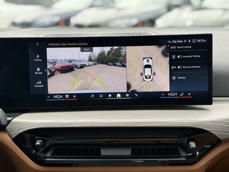 Certified 2025 BMW 430i Coupe w/ Premium Package image 23