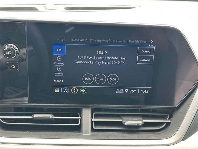 Used 2025 Chevrolet Trax LS w/ LS Convenience Package image 19