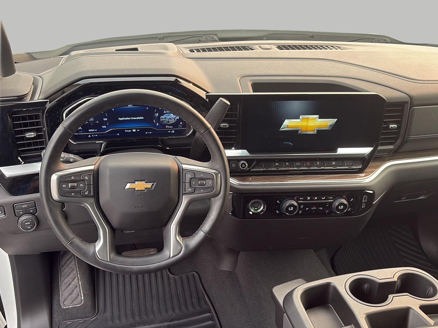 Used 2024 Chevrolet Silverado 1500 LT AWD/4WD image 12