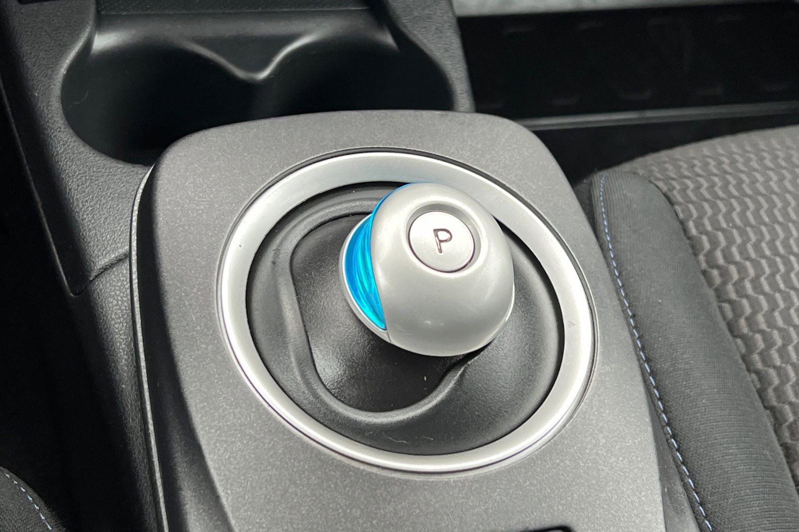 Used 2015 Nissan Leaf S w/ Charge Package image 21