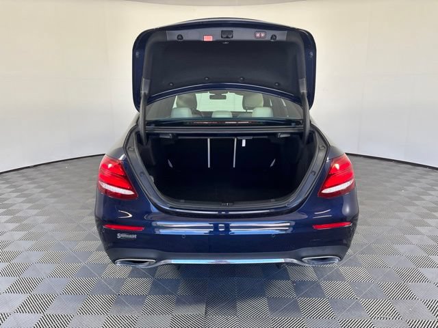 Used 2020 Mercedes-Benz E 350 4MATIC Sedan image 23