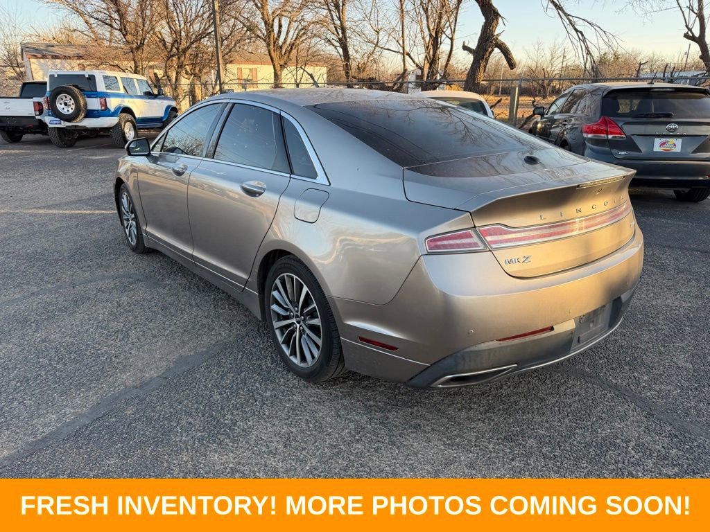 Used 2018 Lincoln MKZ Premiere image 4