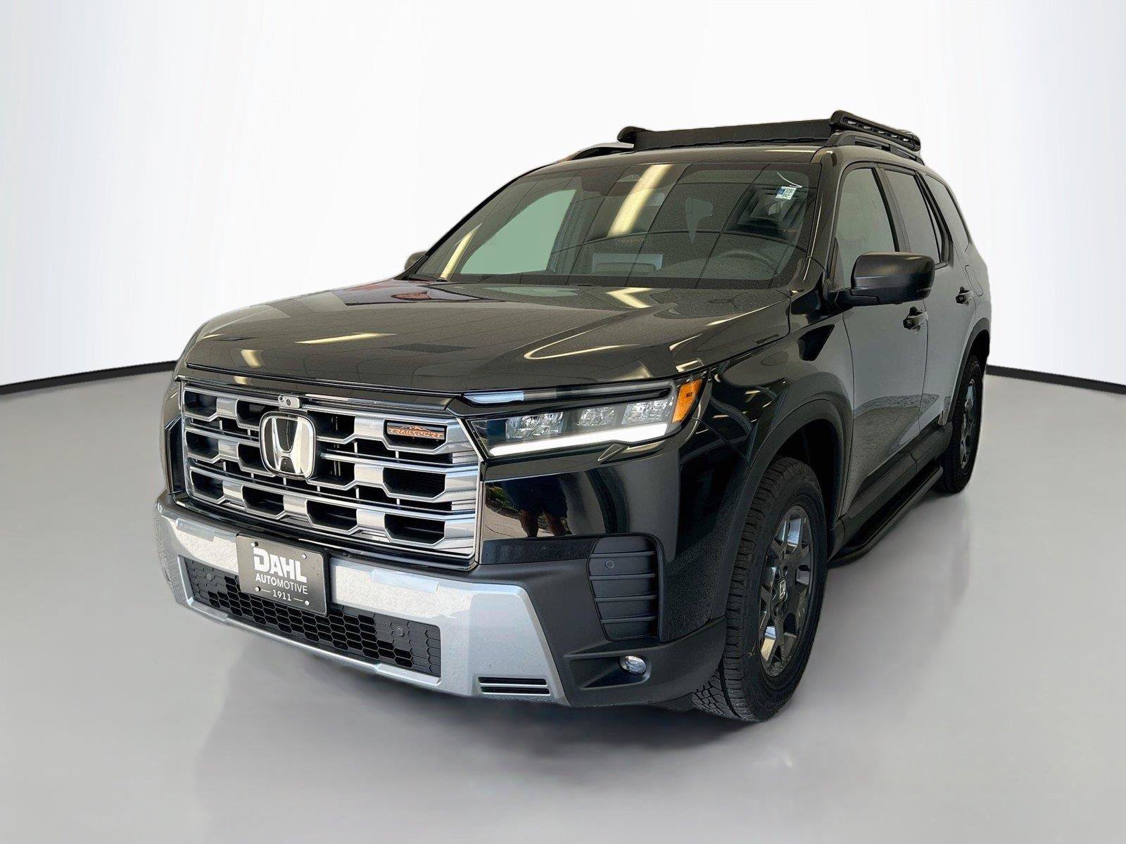 New 2026 Honda Pilot TrailSport image 4