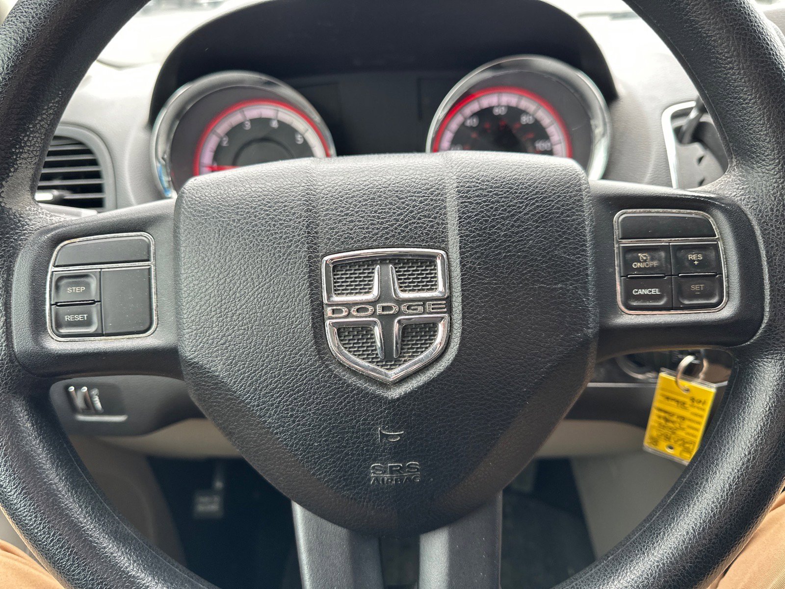 Used 2012 Dodge Grand Caravan SE image 12