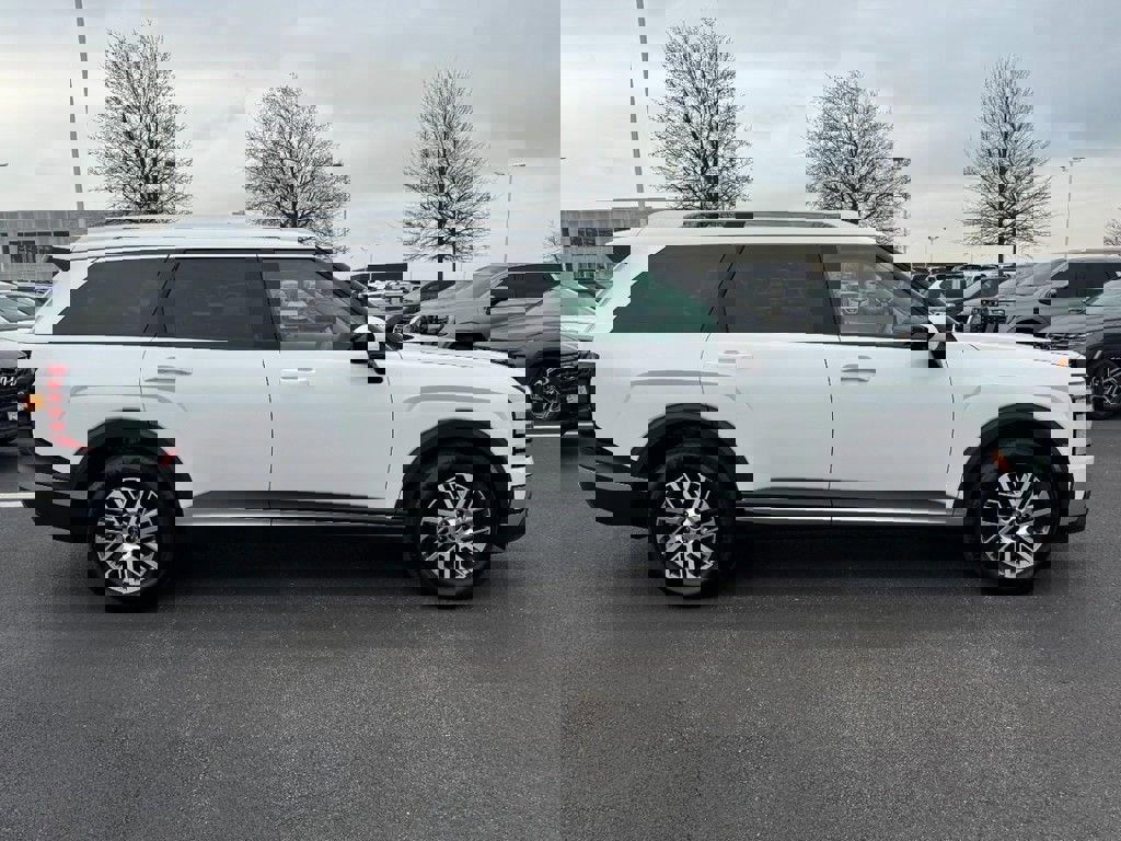 Certified 2026 Hyundai Palisade SEL image 2