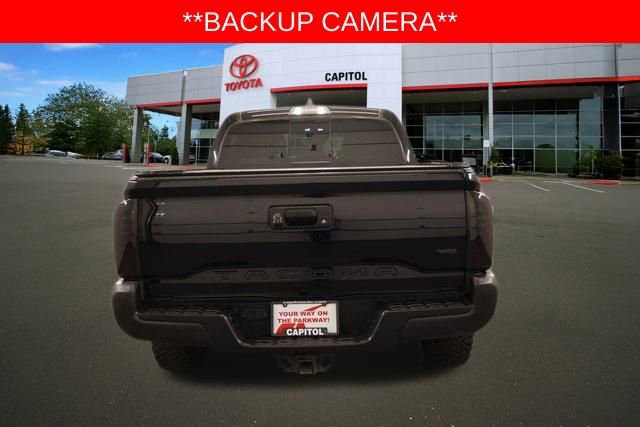 Used 2020 Toyota Tacoma TRD Off-Road AWD/4WD image 4