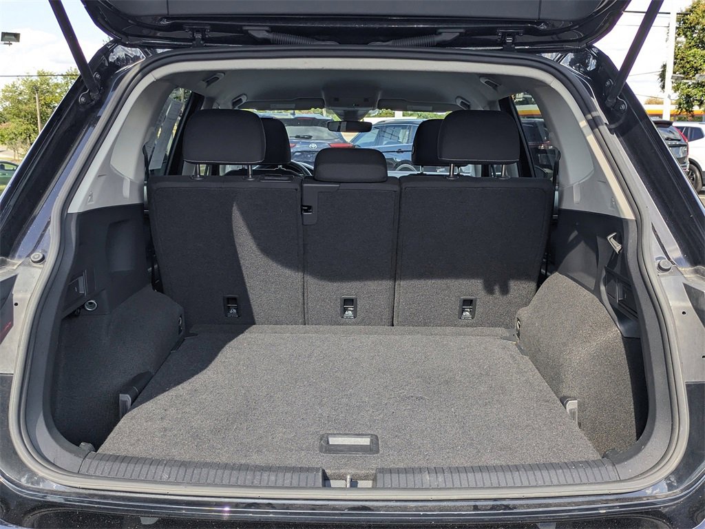 Used 2024 Volkswagen Tiguan S image 13