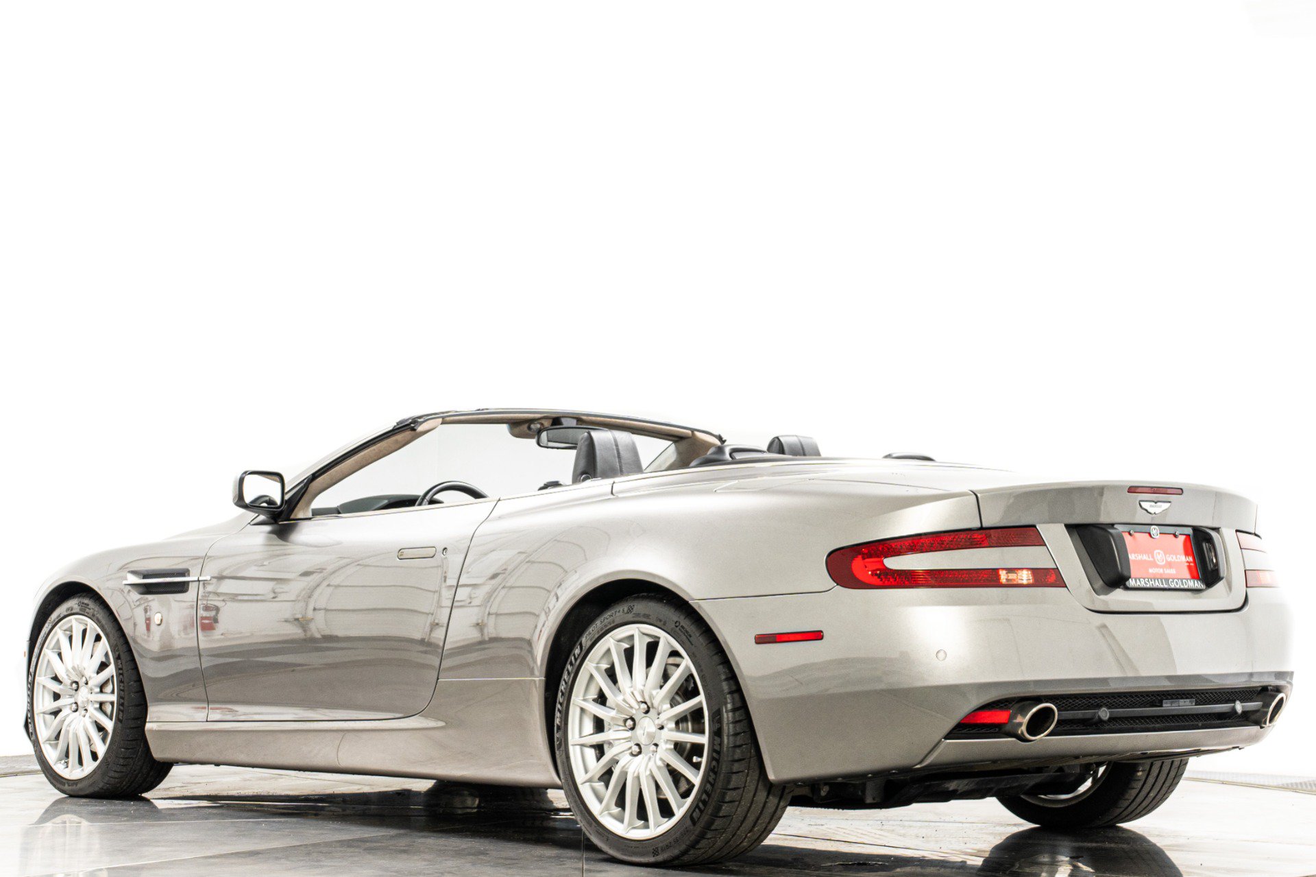 Used 2008 Aston Martin DB9 Volante RWD image 30