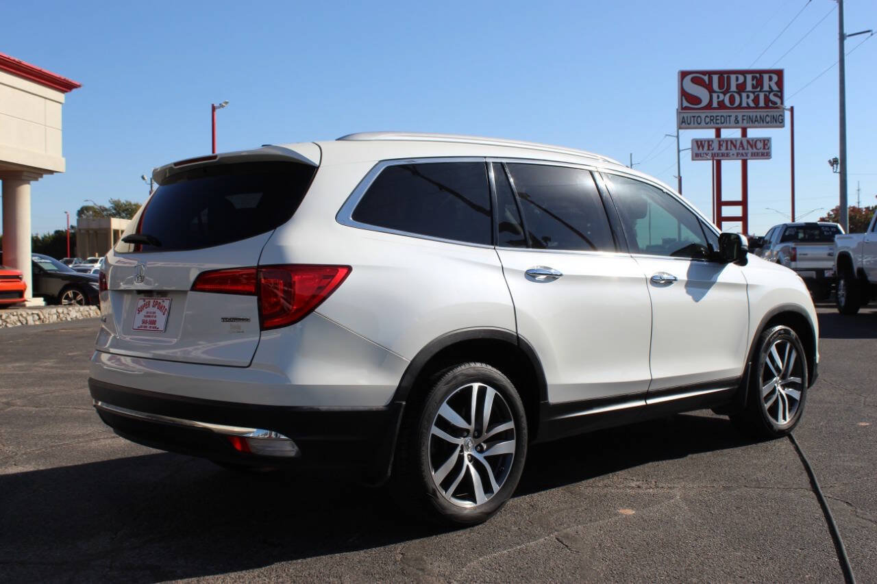 Used 2017 Honda Pilot Touring image 4