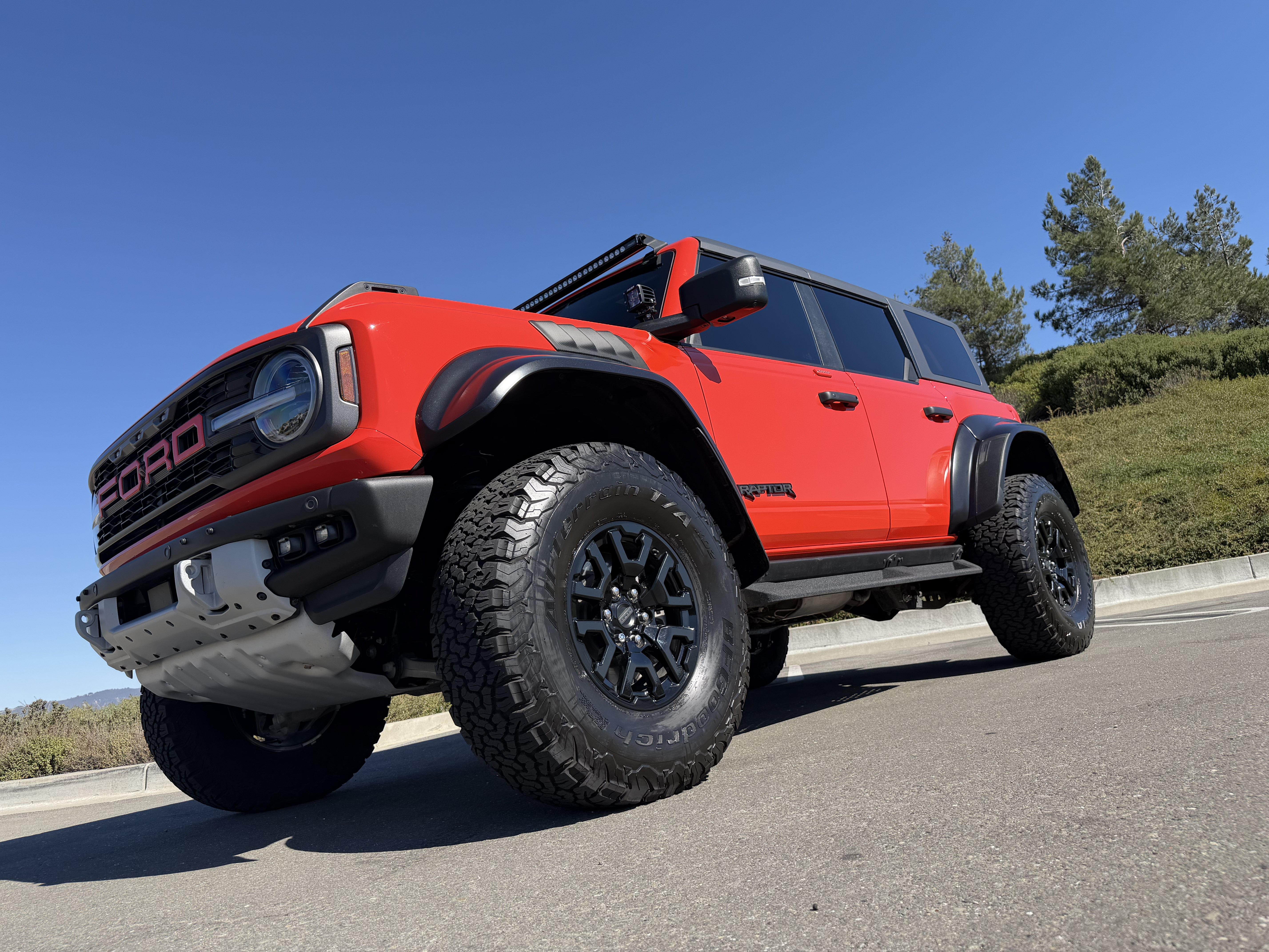 Used 2023 Ford Bronco Raptor AWD/4WD image 3
