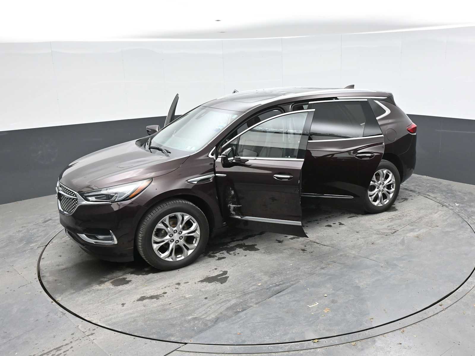 Used 2020 Buick Enclave Avenir w/ Avenir Technology Package AWD/4WD image 56