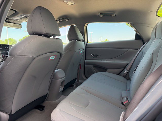 New 2026 Hyundai Elantra Sport FWD image 31