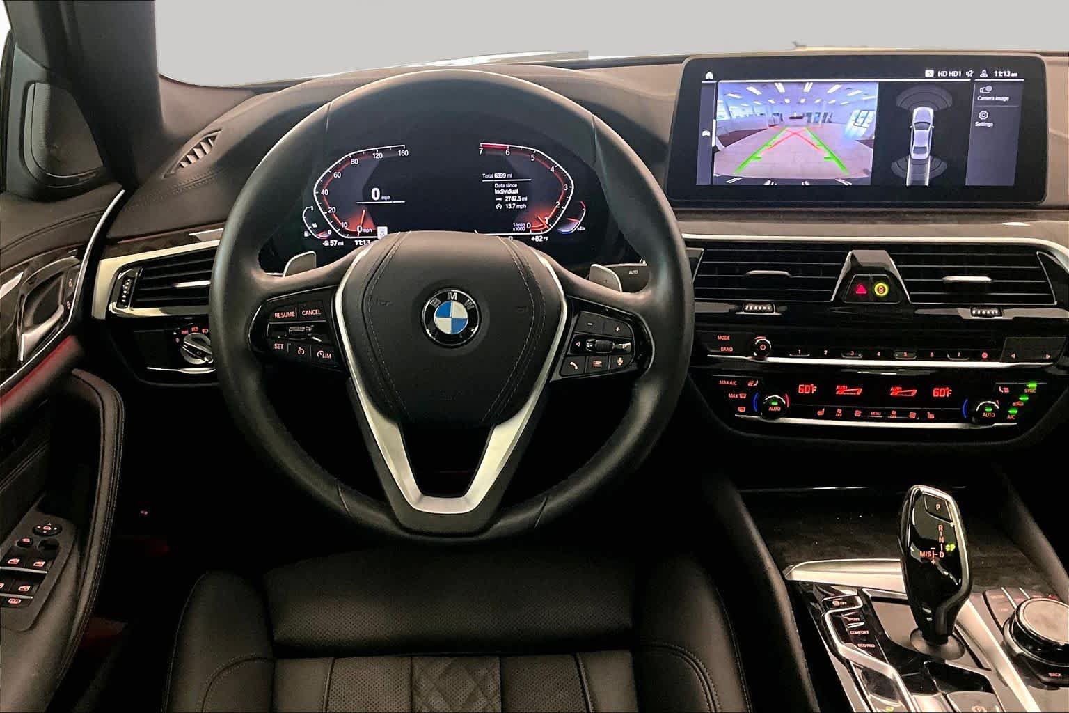 Used 2022 BMW 530i w/ Executive Package RWD image 15
