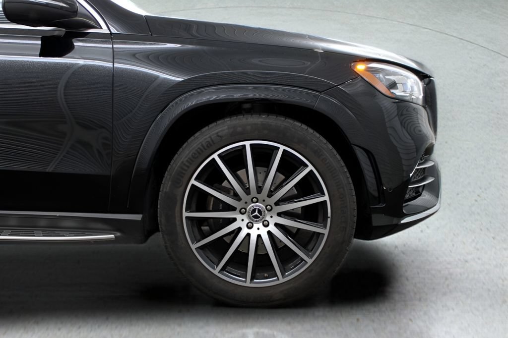 Used 2021 Mercedes-Benz GLS 580 4MATIC image 19