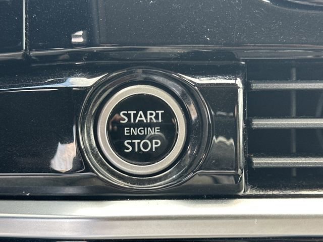 Used 2022 Nissan Pathfinder Platinum w/ Lighting Package (N93) image 19