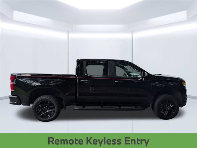 Used 2025 Chevrolet Silverado 1500 LT Trail Boss w/ LPO, Dark Essentials Package AWD/4WD image 8