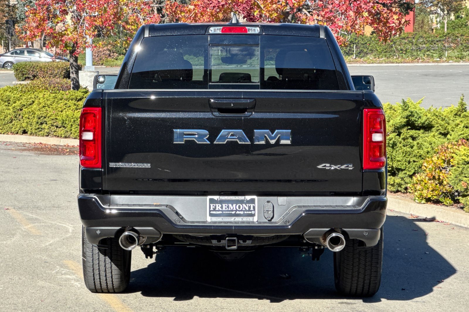New 2026 RAM 1500 4x4 Crew Cab image 4