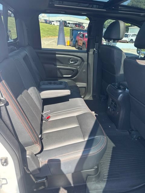 Used 2024 Nissan Titan PRO-4X w/ Pro-4x Convenience Package AWD/4WD image 31