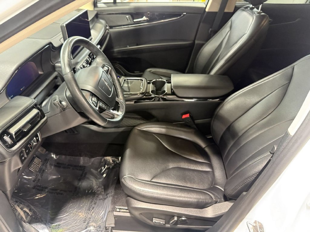 Certified 2023 Lincoln Nautilus AWD image 12