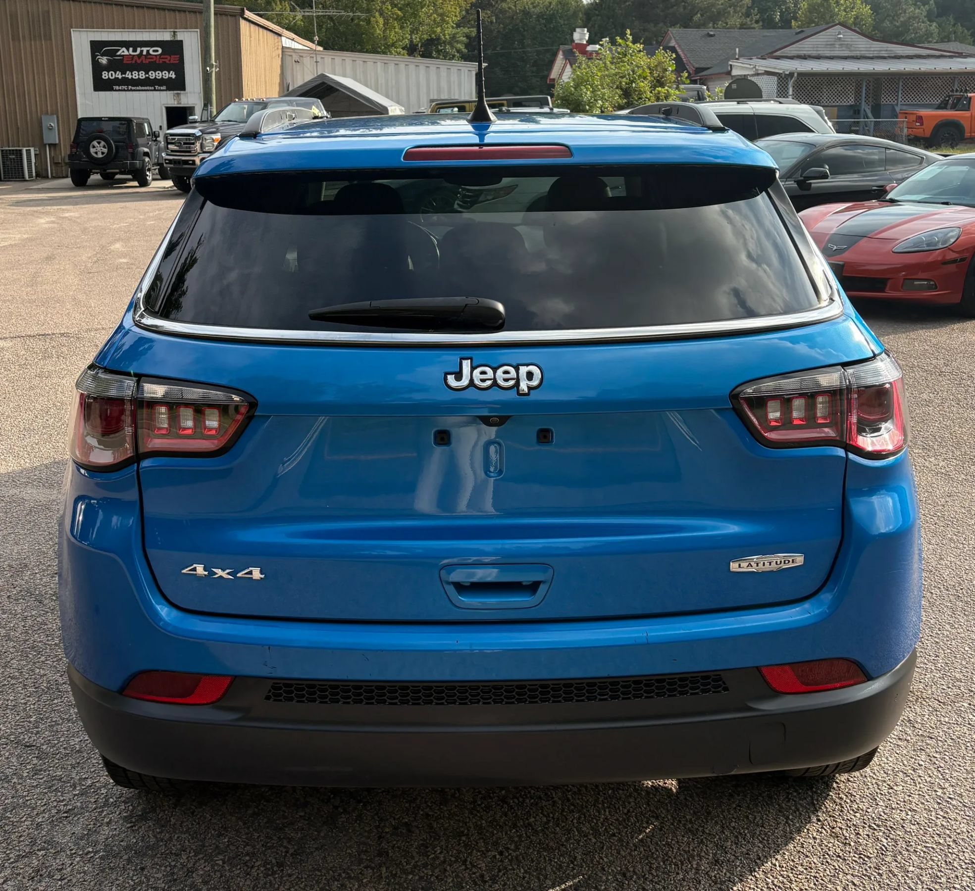 Used 2021 Jeep Compass Latitude w/ Sun and Sound Group AWD/4WD image 5