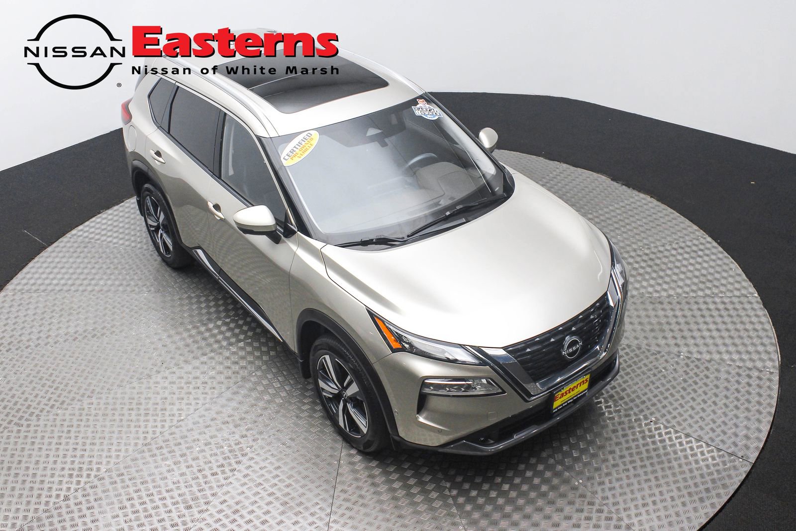 Used 2022 Nissan Rogue SL w/ SL Premium Package image 3